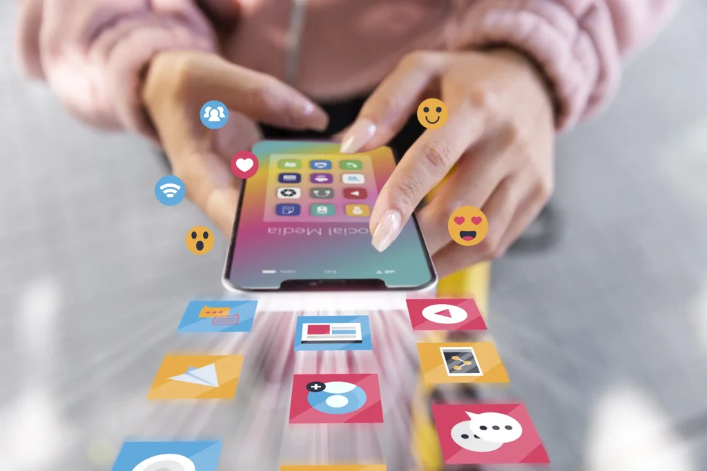 Show Social Media Platforms icons on mobile screen