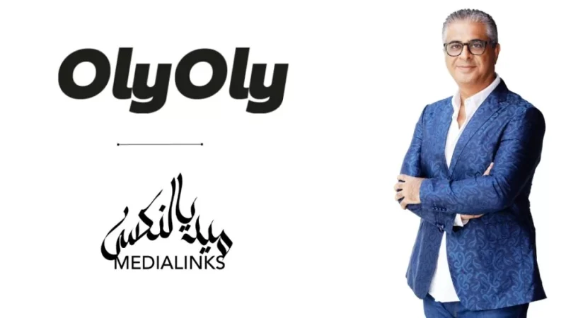 Black-Yellow-Textured-Background-Self-Care-Daily-Motivation-Animated-Instagram-Post-1024x559