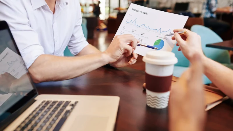 business-people-discussing-website-visitors-activi-2021-08-27-18-28-29-utc-scaled-1